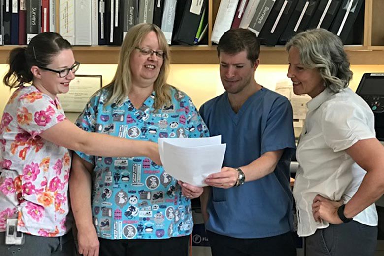 Fourperson show in Hudson’s Hope Stories