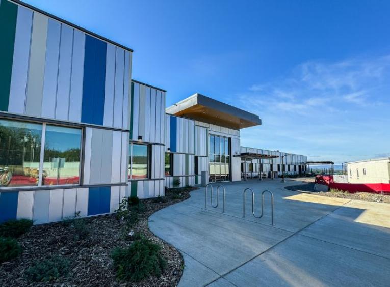 The view of the front entrance tot he new Fort St. James Hospital.