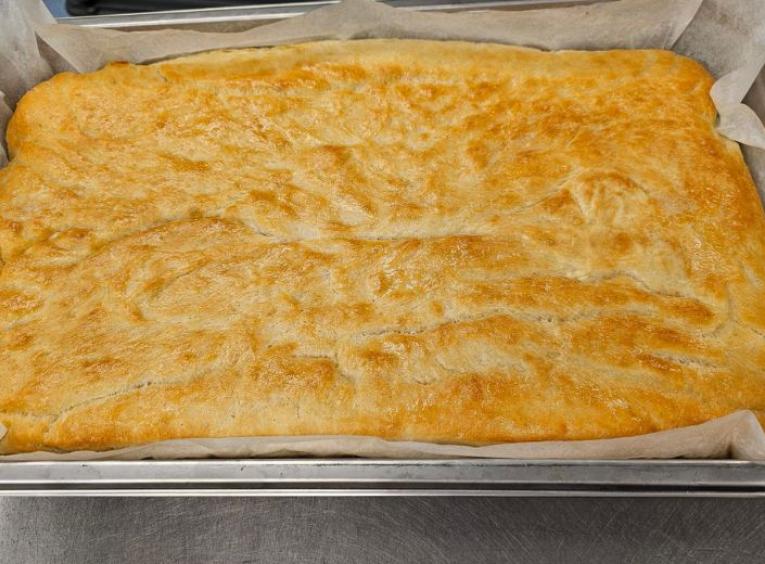 Golden brown, freshly baked bannock