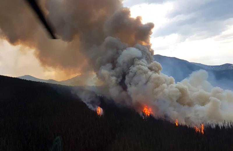 Wildfire burning near Tete Jaune Cache in 2017.