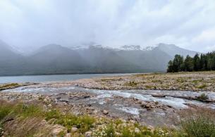 Kinbasket Lake